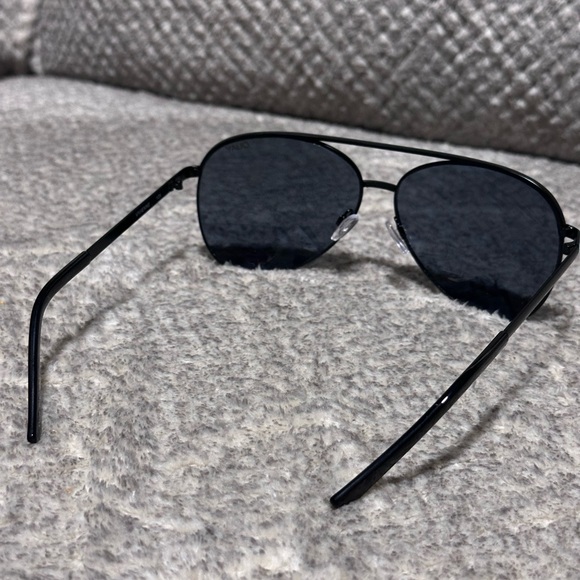 Quay Australia Black Sunglasses - Picture 3 of 6